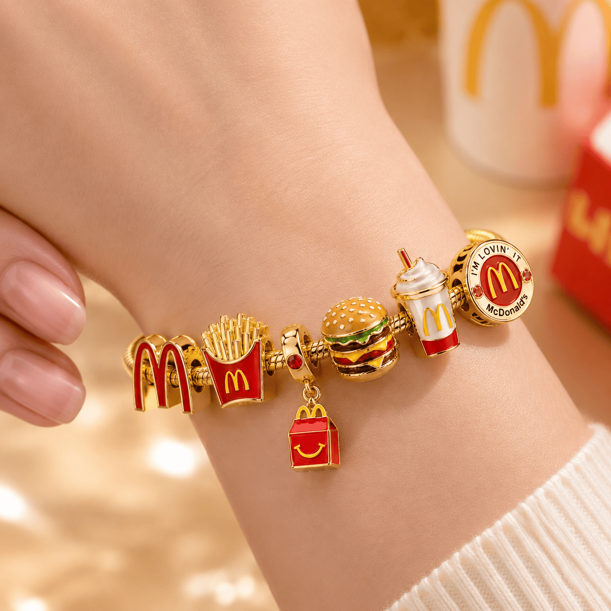 MDN Gold Charm Bracelet Set BMD
